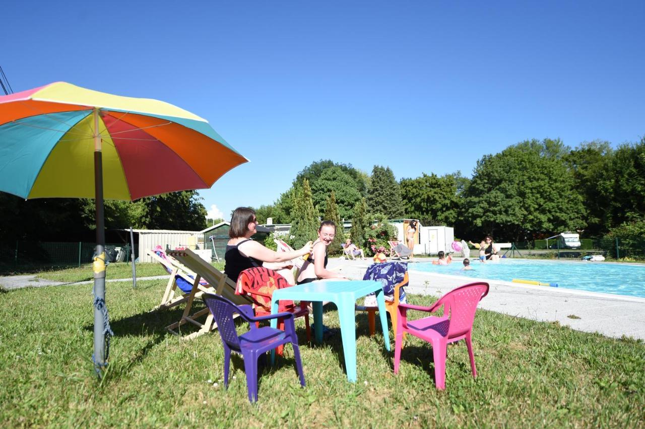 Hotel Camping De L'Ill Mulhouse Exterior foto