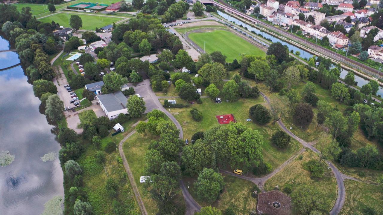 Hotel Camping De L'Ill Mulhouse Exterior foto